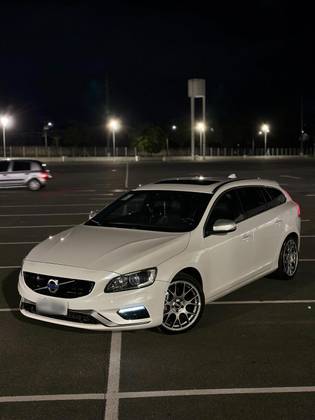 VOLVO V60 2.0 T6 R DESIGN TURBO GASOLINA 4P AUTOMÁTICO